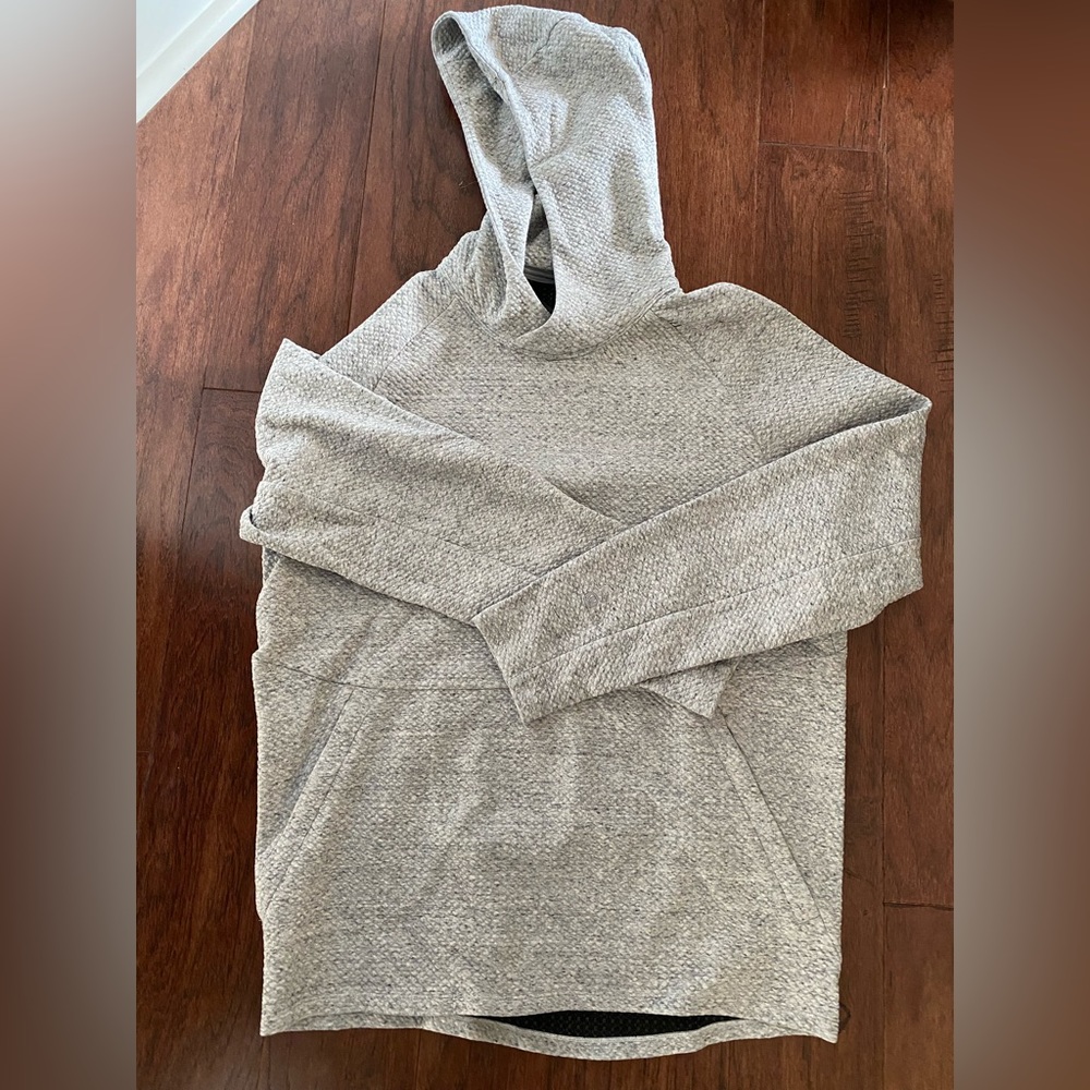 Lululemon At Ease Hoodie, size M like new barely worn.